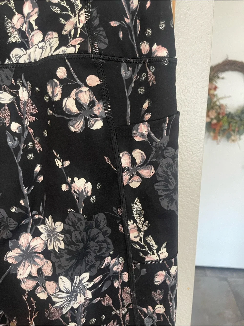Victoria's Secret Black Floral Strappy Sports Bra & Leggings Set